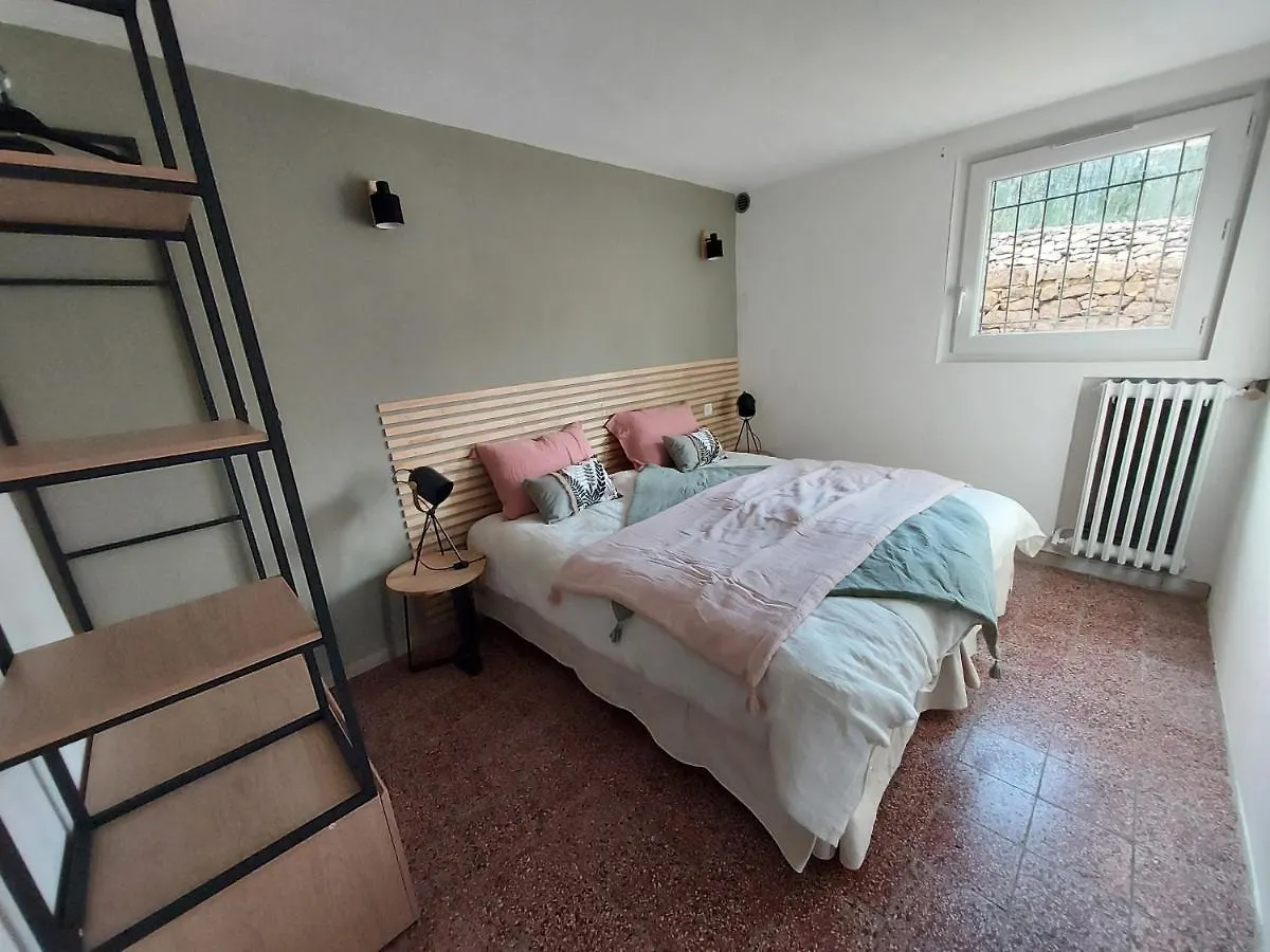 Hotel Les Pierres De Cezaire Saint-Cézaire-sur-Siagne