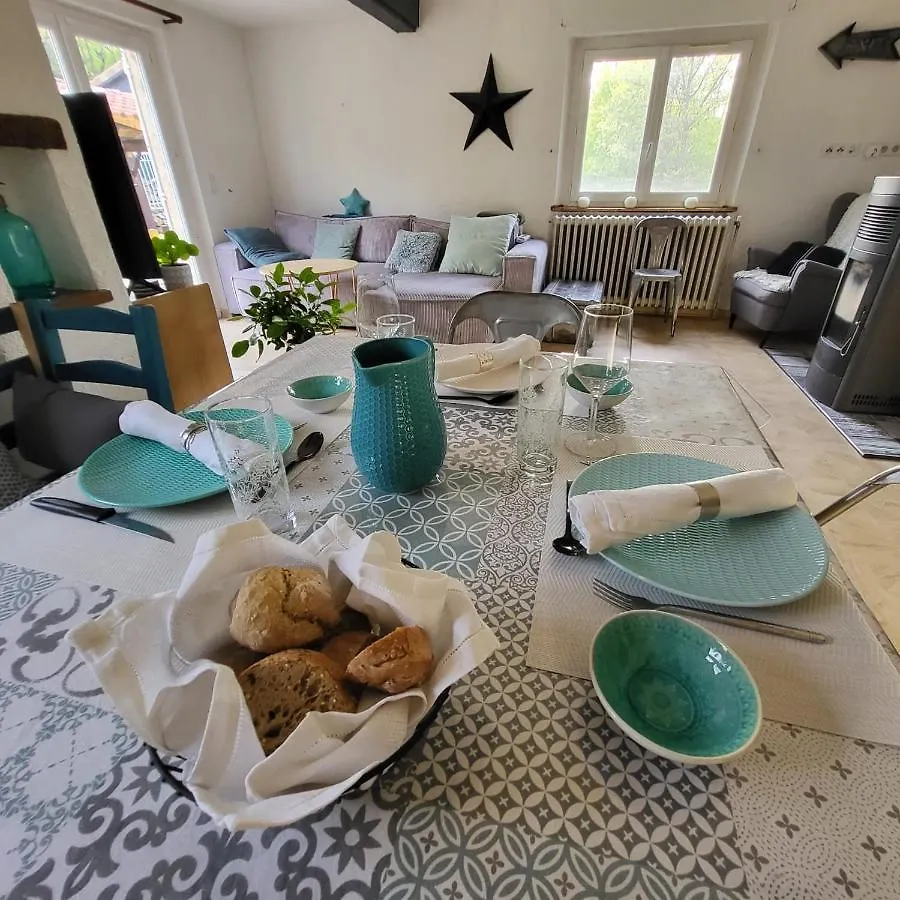 Pensión Hotel Les Pierres De Cezaire Saint-Cézaire-sur-Siagne