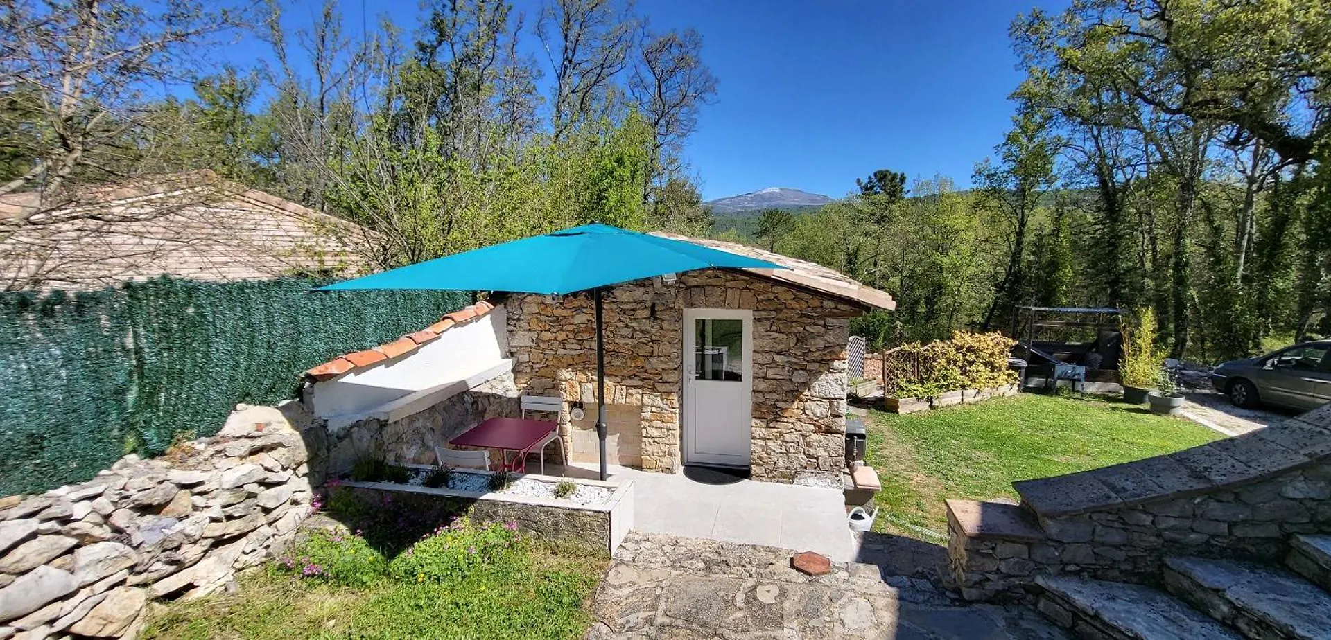 Pensión Hotel Les Pierres De Cezaire Saint-Cézaire-sur-Siagne