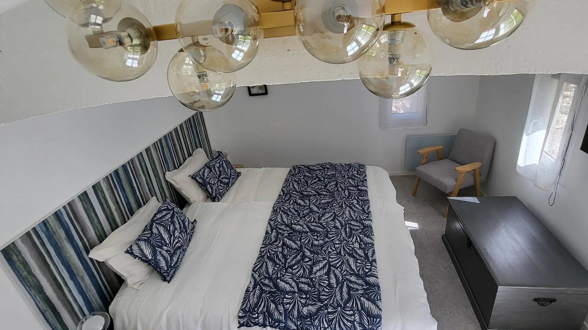 Pensionat Les Pierres De Cezaire Hotell Saint-Cézaire-sur-Siagne